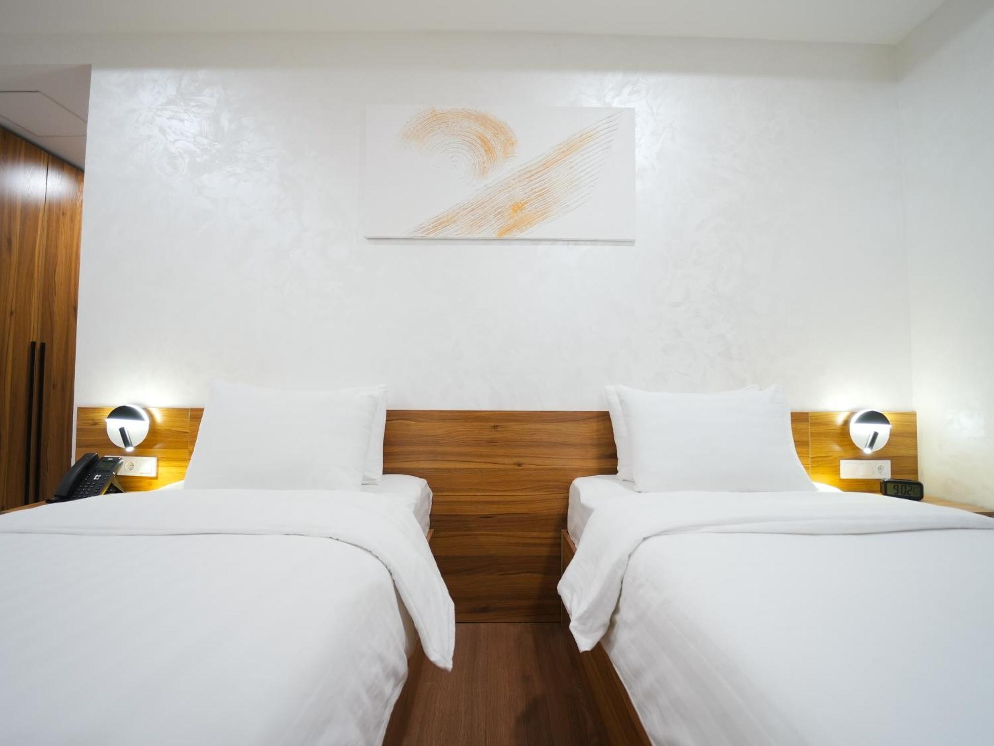 Avant Express Hotel Pool&Spa 타슈켄트 외부 사진